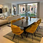 First Line Banus 4 Bed Sea Pool * Marbella