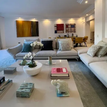 公寓 First Line Banus 4 Bed Sea Pool