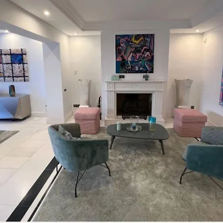 公寓 First Line Banus 4 Bed Sea Pool *